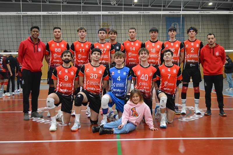 Dos victorias y cinco puntos para el Xàtiva voleibol masculino